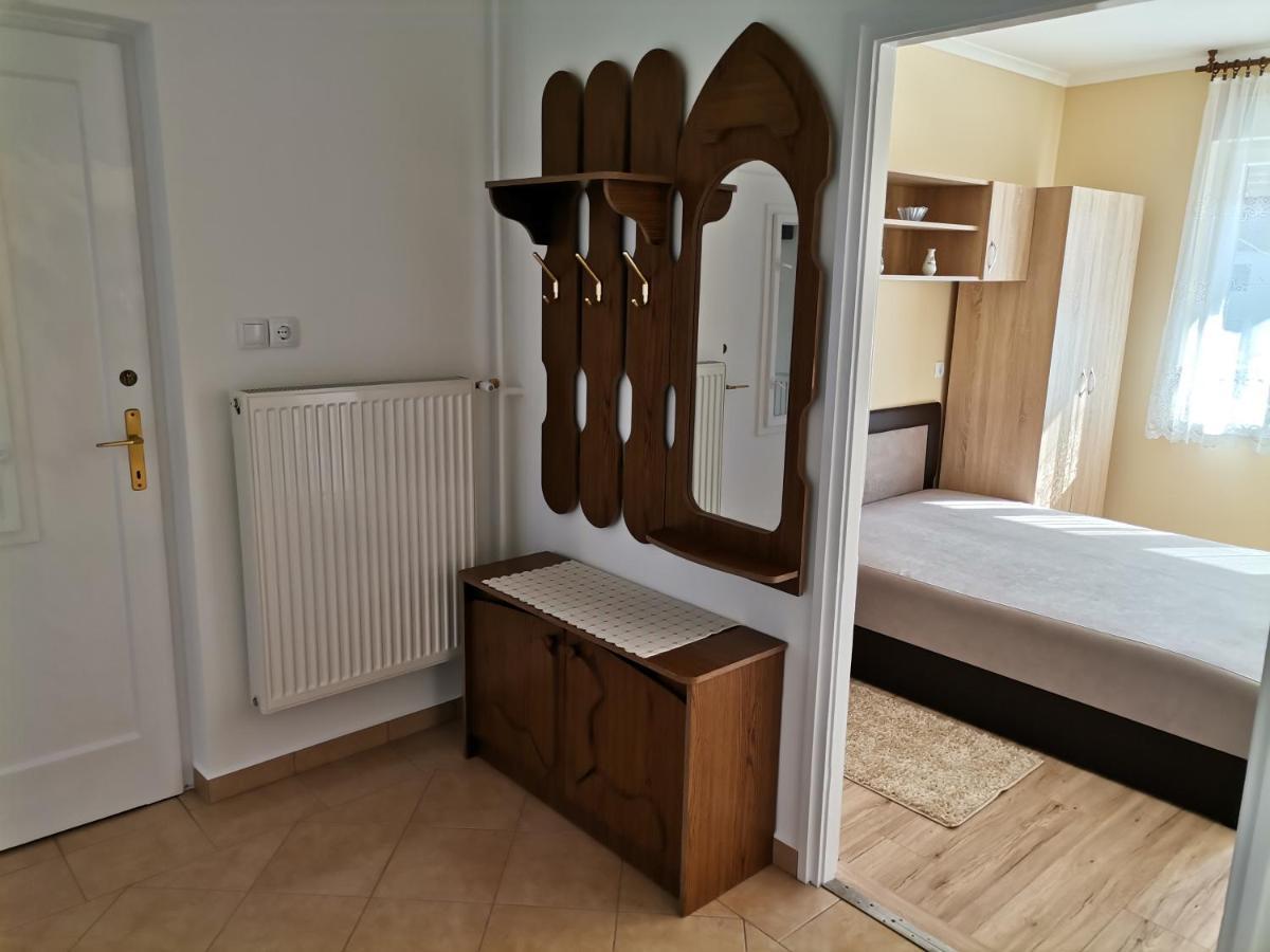 Lea Apartman Harkan Exterior foto