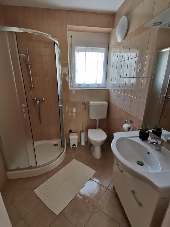 Lea Apartman Harkan Exterior foto