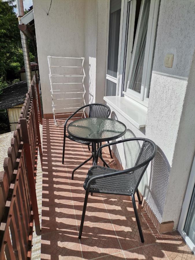 Lea Apartman Harkan Exterior foto